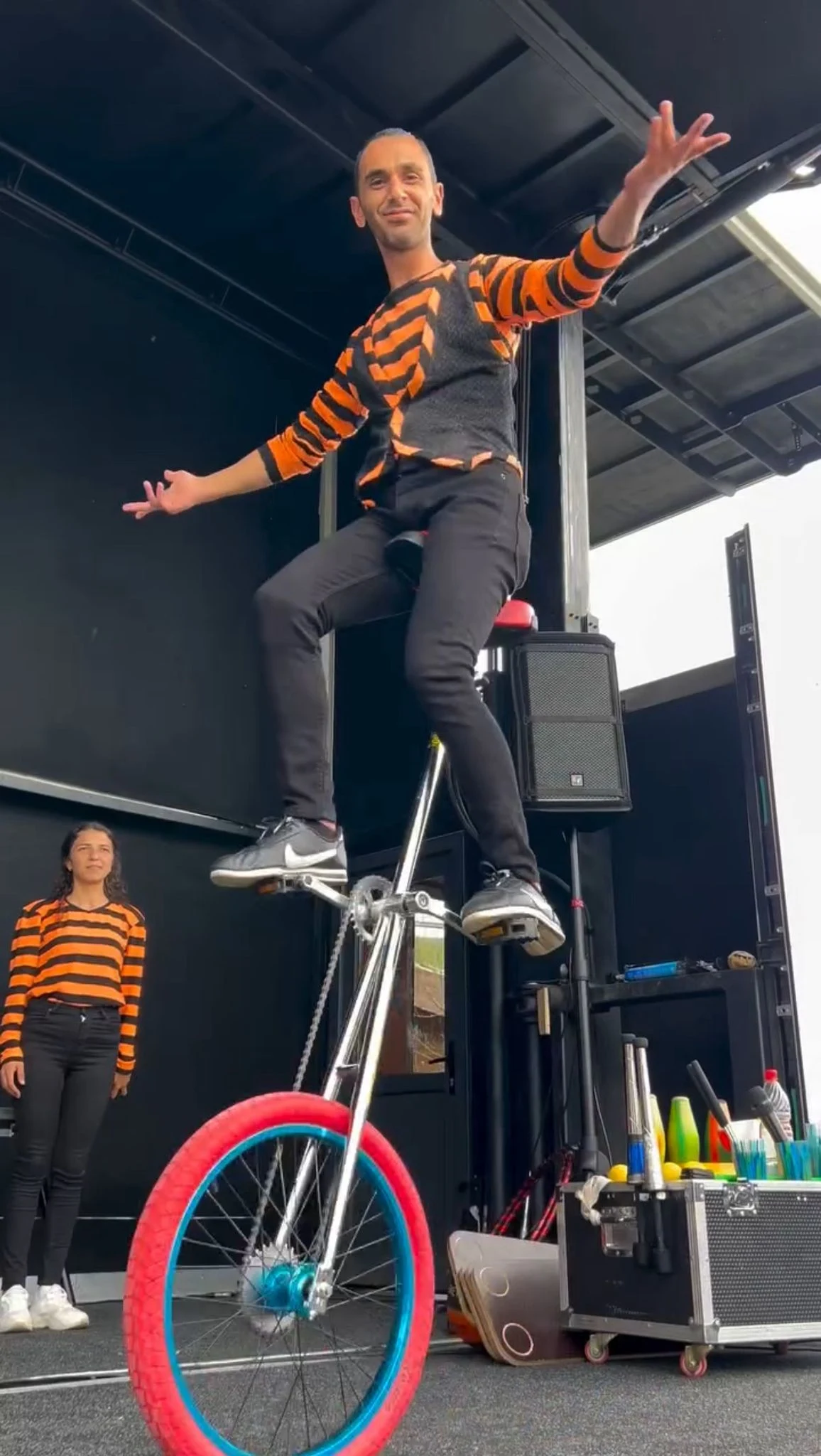 Juggler Rental on-site photo 3
