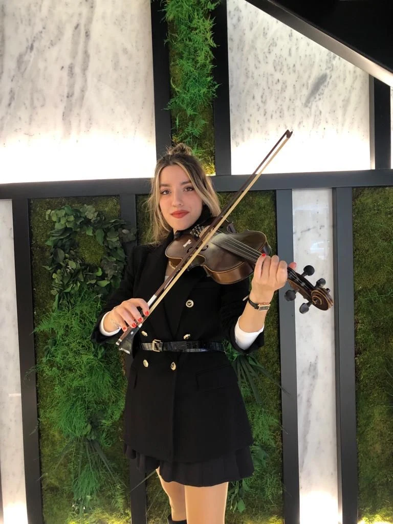 İstanbul kemancı kiralama canlı performans