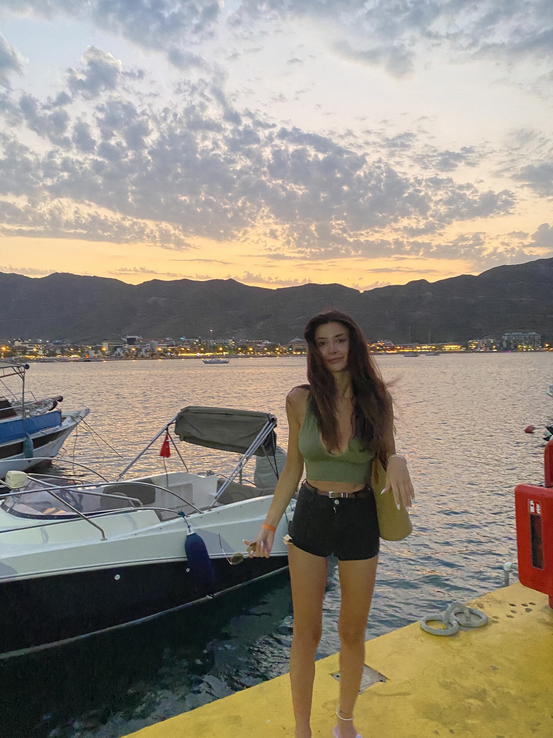 Damla M.