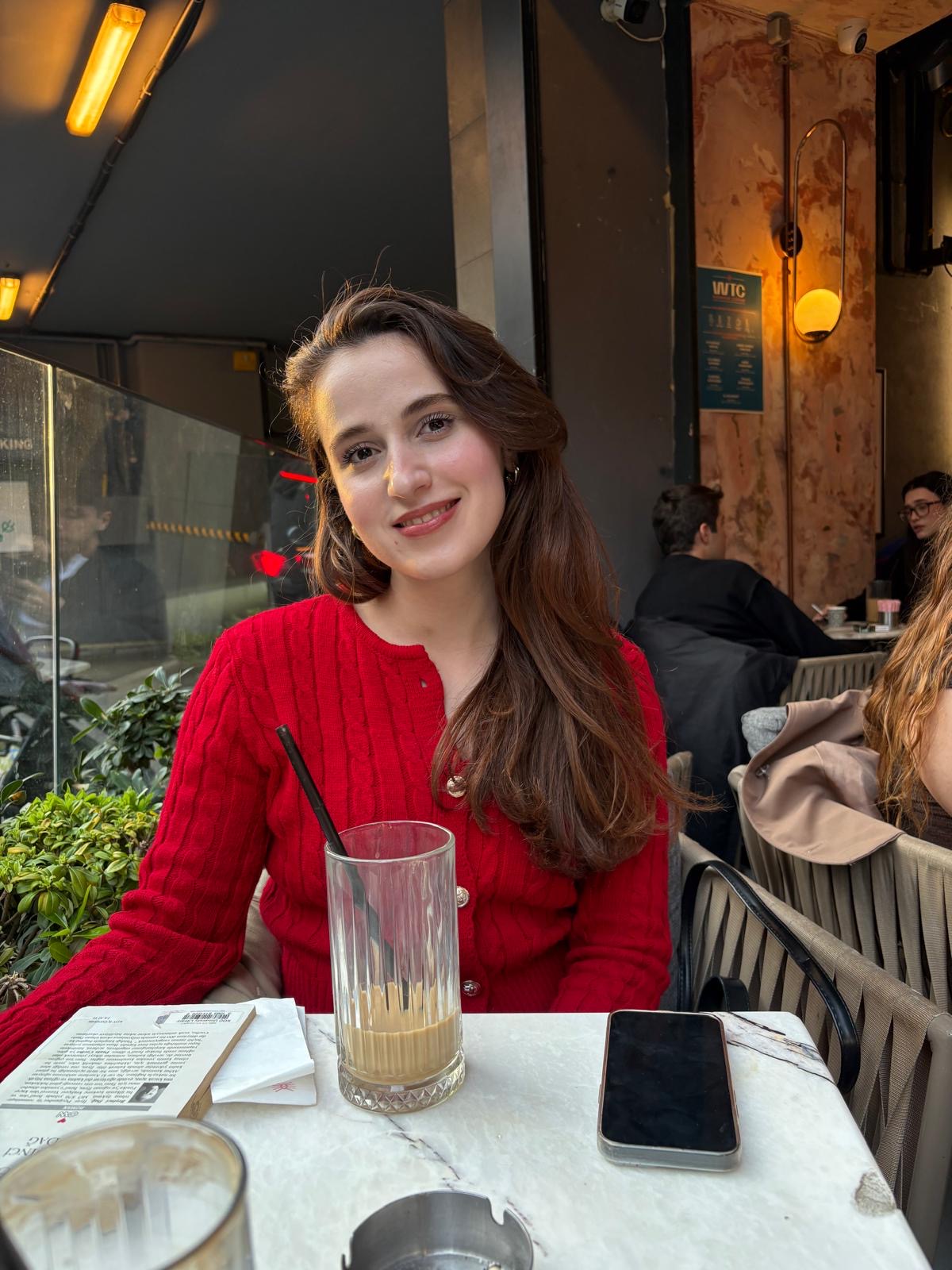 Elif O.