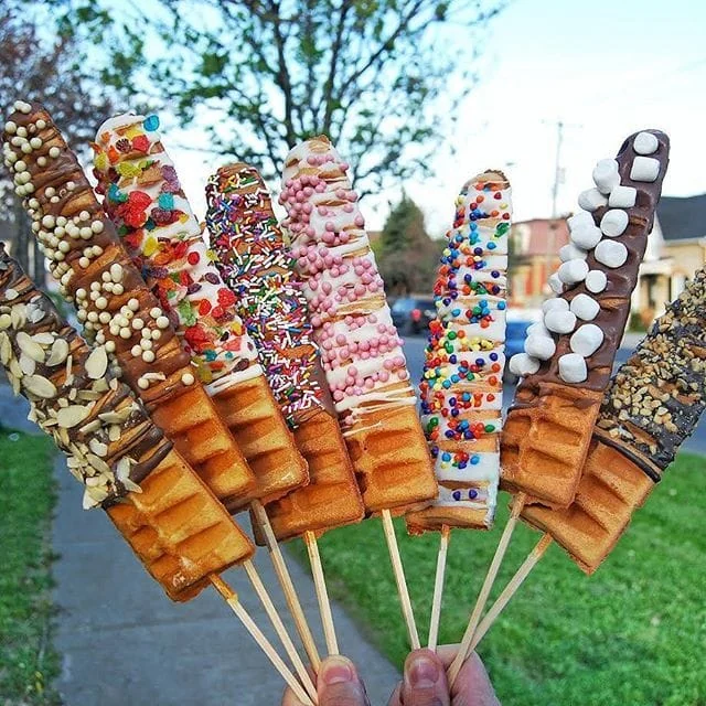 Etkinlikte waffle standı ve canlı servis uygulaması